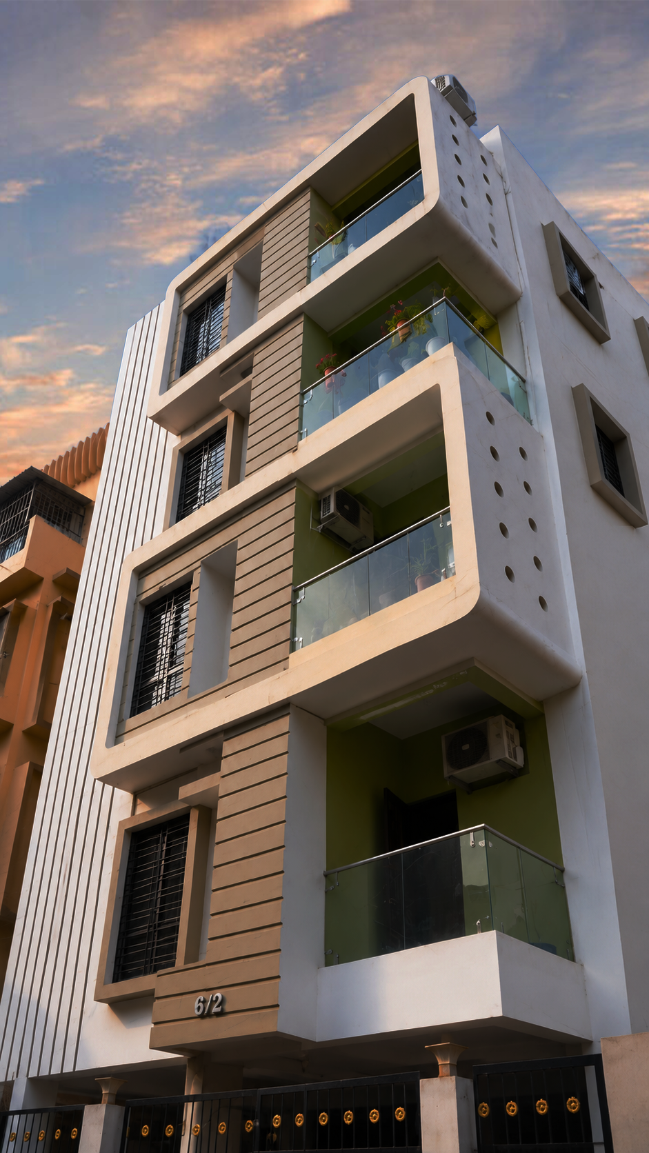 Lake View Apartment